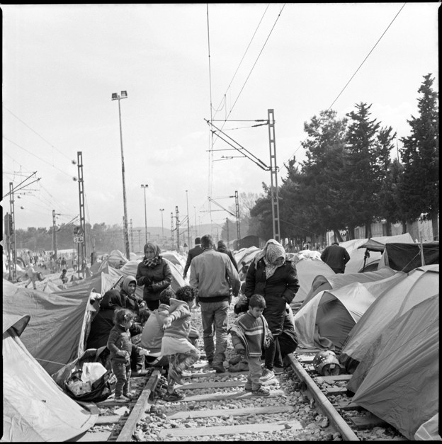 http://www.marcelobiglia.com/files/gimgs/th-26_Idomeni_B&W-084ADJUSTED_v4.jpg