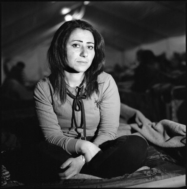 http://www.marcelobiglia.com/files/gimgs/th-26_Idomeni_B&W-087_v4.jpg